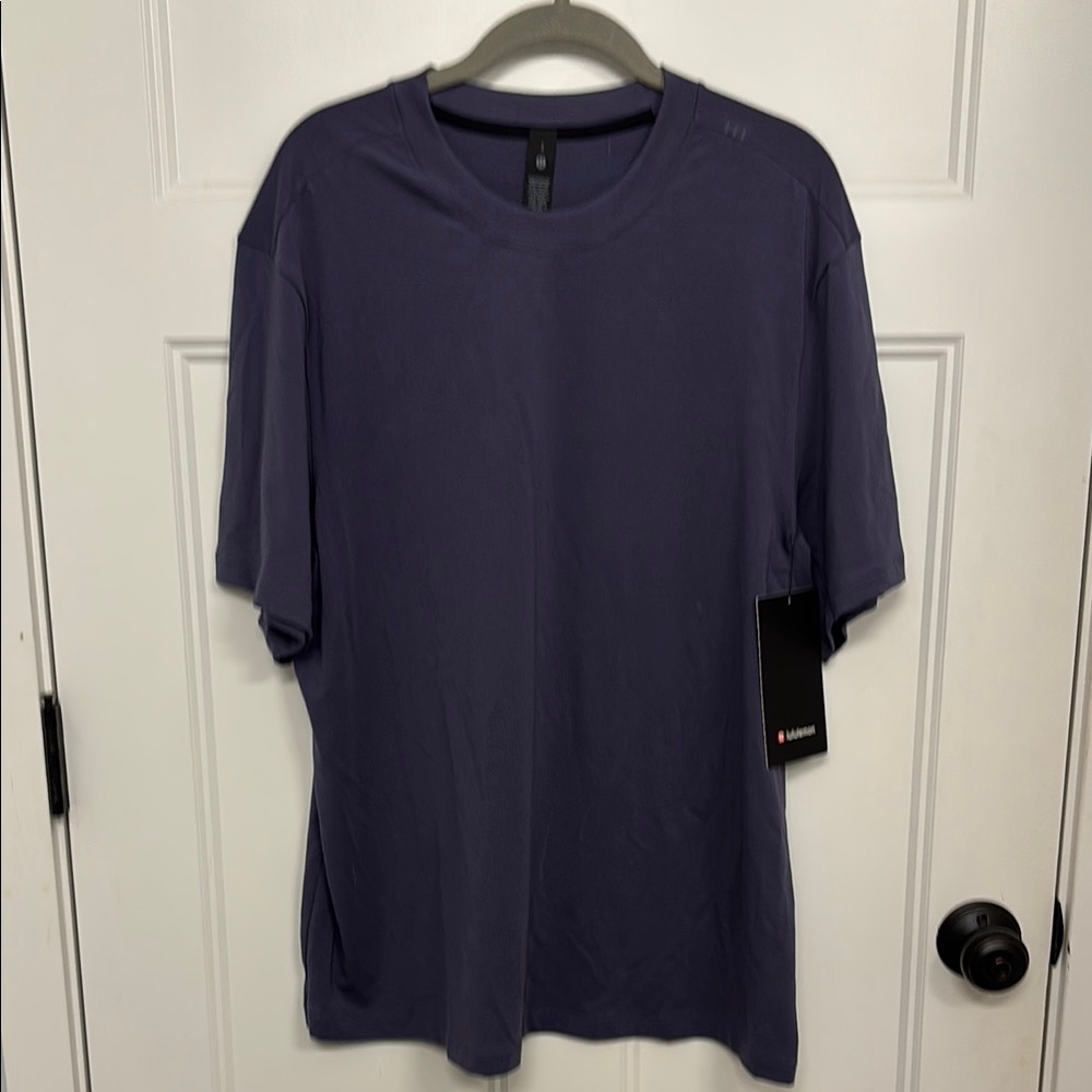 NWT lululemon athletica Men's zeroed in T-Shirt